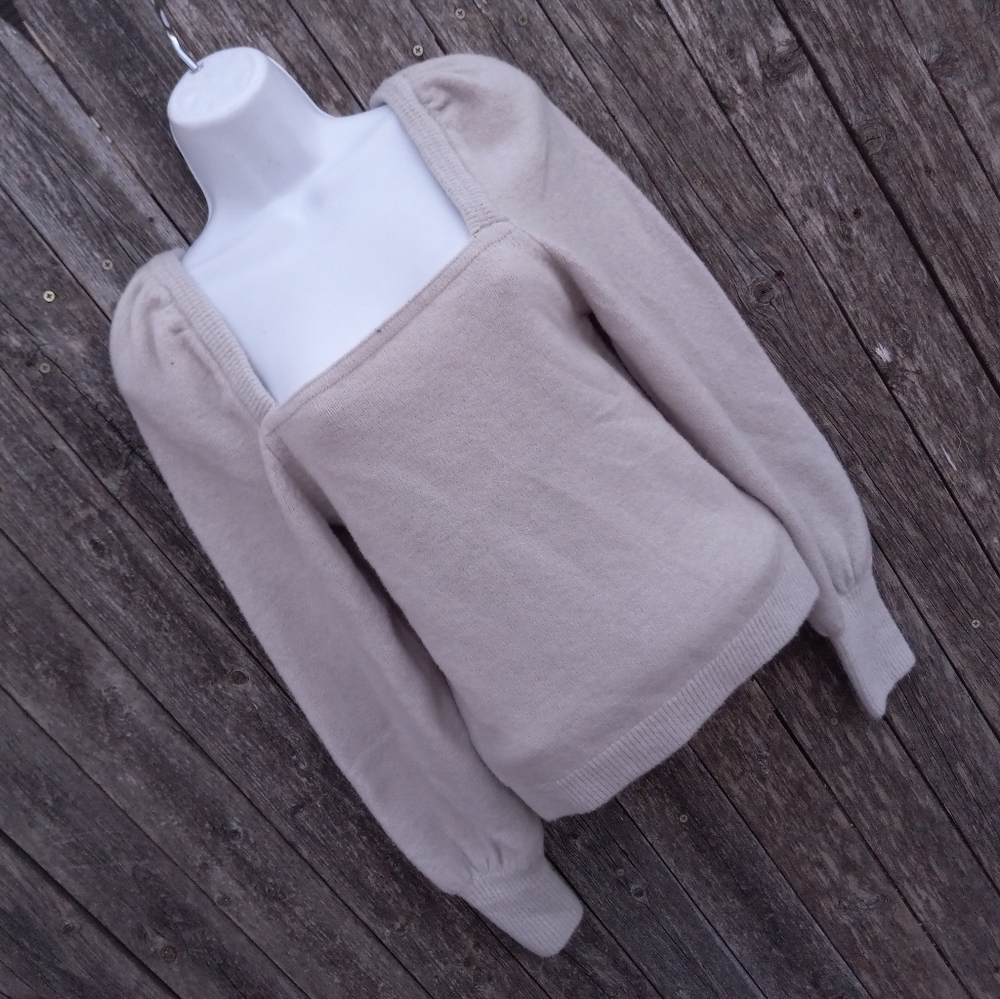 H&M Fluffy Sweater